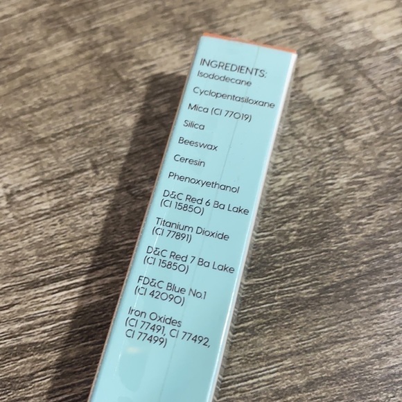 Bellavera liquid lipstick matte‎ Warm nude NWT - Picture 5 of 5